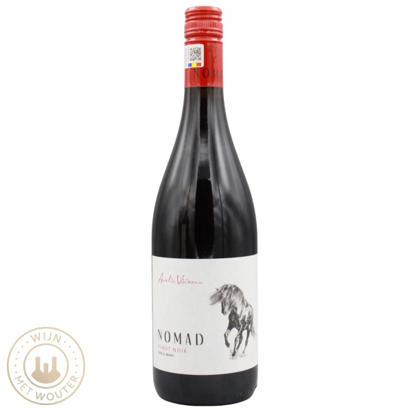 Nomad Pinot Noir